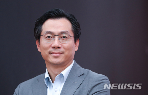 【서울=뉴시스】조수정 기자 = 유병채 문화체육관광부 관광산업정책과장이 서울 서계동에서 뉴시스와 인터뷰 하고 있다. 2018.06.29. chocrystal@newsis.com