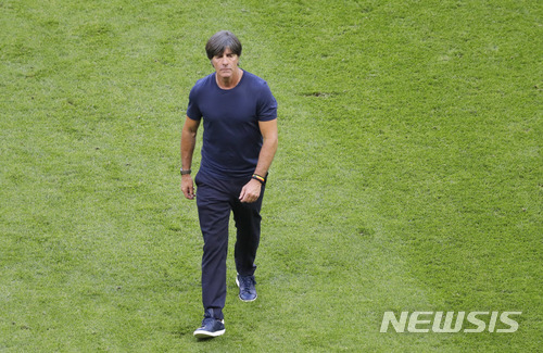 독일 뢰브 감독, 알면서도 졌네···"한국은 예상대로 나왔다" 