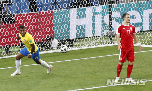 삼바축구 브라질, 세르비아에 2:0 완승…조1위 16강 확정 