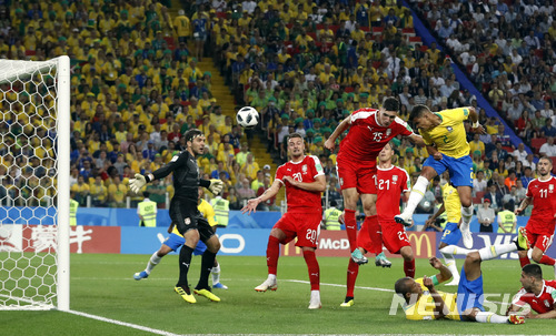 삼바축구 브라질, 세르비아에 2:0 완승…조1위 16강 확정 