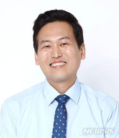 【나주=뉴시스】= 사진은 전남 나주·화순이 지역구인 무소속 손금주 의원. 2018.06.29. (사진=뉴시스DB) photo@newsis.com