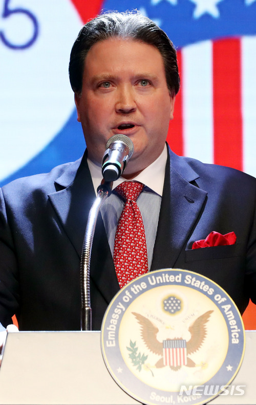 내퍼 美동아태 부차관보대행 "징용판결로 한일대립 격화 안돼" 