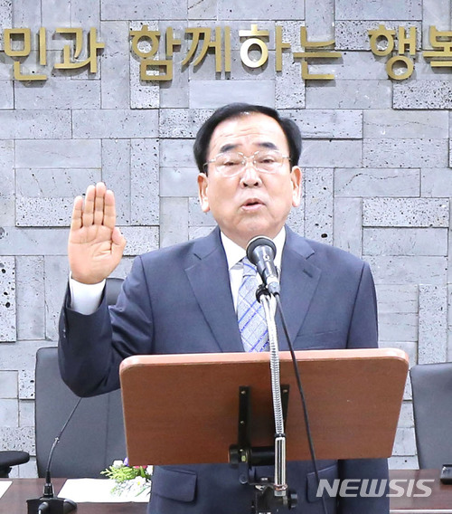 【영광=뉴시스】이창우 기자 = 사진은 김준성 전남 영광군수. 2019.01.02 (사진=영광군 제공) photo@newsis.com