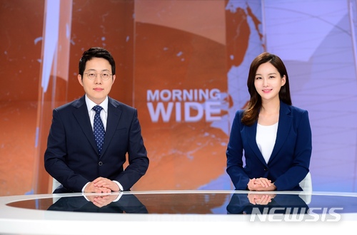 SBS '토요 모닝와이드 뉴스' 박세용(왼쪽), 이세영 앵커