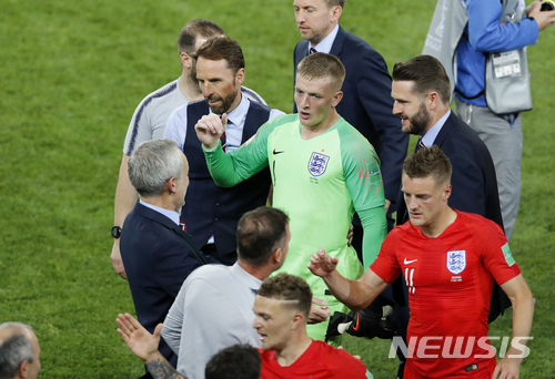 잉글랜드의 '승부차기 징크스' 떨친 신예 골키퍼 