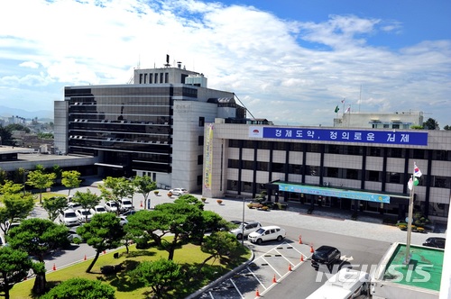 【김제=뉴시스】 = 전북 김제시청 전경. (사진 = 뉴시스 DB) photo@newsis.com