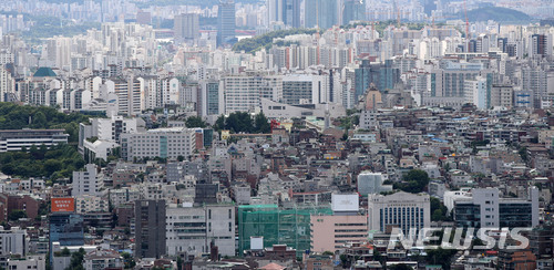 서초, 재건축 이주 수요에 전셋값 5개월만에 반등 