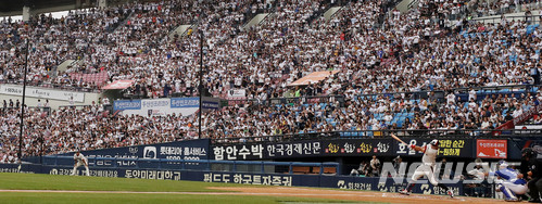 폭염, 야구는 여름스포츠여서 괜찮을까···축구는?