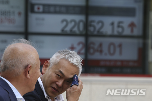 일본 증시, 엔고 주춤·中정책 기대감에 닛케이 0.51%↑마감