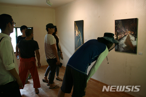 【서울=뉴시스】 2018 후용아트폐허’ 빈집B 전시장풍경