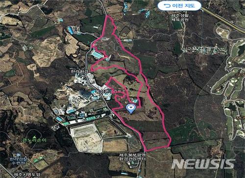 【제주=뉴시스】강정만 기자 = 제주특별자치도는 제주시 회천동 293-26번지 일원 182ha를 농림축산식품부가 공모하는 ‘스마트팜 혁신밸리’공모 사업 예정지(사진)로 정하고 제주 유치를 위해 총력을 기울이고 있다고 11일 밝혔다. 2018.07.11 (사진= 제주도청 제공) photo@newsis.com