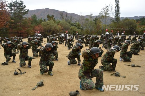 법원 "유격장 PT체조 중 무릎 부상→희귀병…국가유공자"
