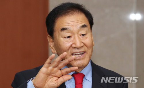 【서울=뉴시스】이종철 기자 = 이재오 자유한국당 상임고문. 2018.07.12. jc4321@newsis.com