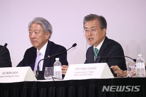 내년 최저임금 8350원…文대통령 '1만원 공약' 멀어지나