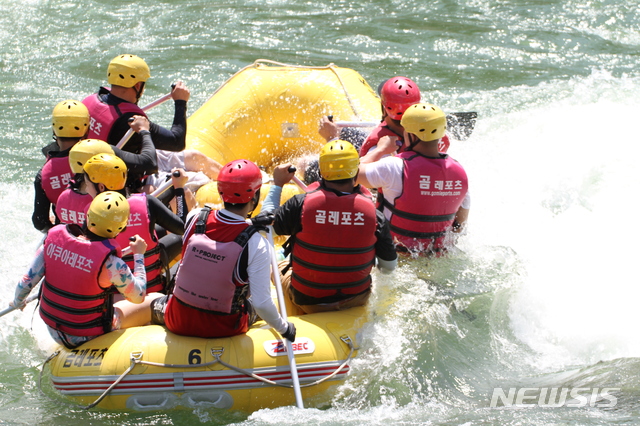 '덥다 더워' 충북 닷새째 폭염특보…낮 최고 35도