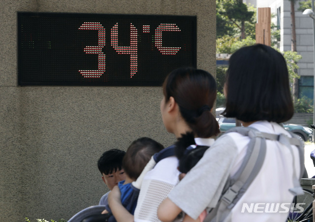 '초복' 충북 전 지역 폭염특보…청주 6번째 열대야