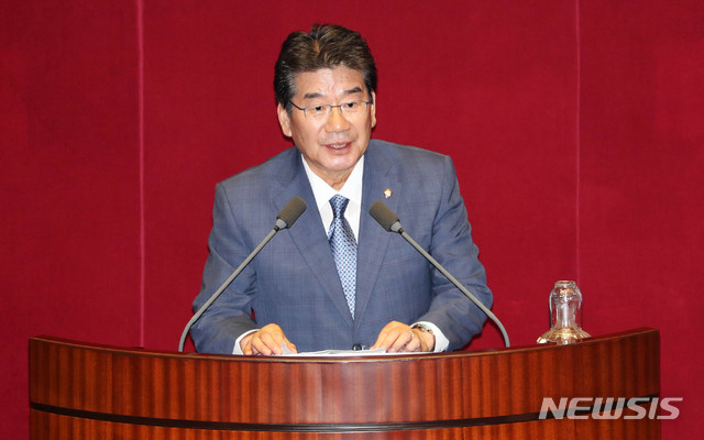 【서울=뉴시스】홍효식 기자 =강석호 국회 외교통일위원장. 2018.07.16. yesphoto@newsis.com