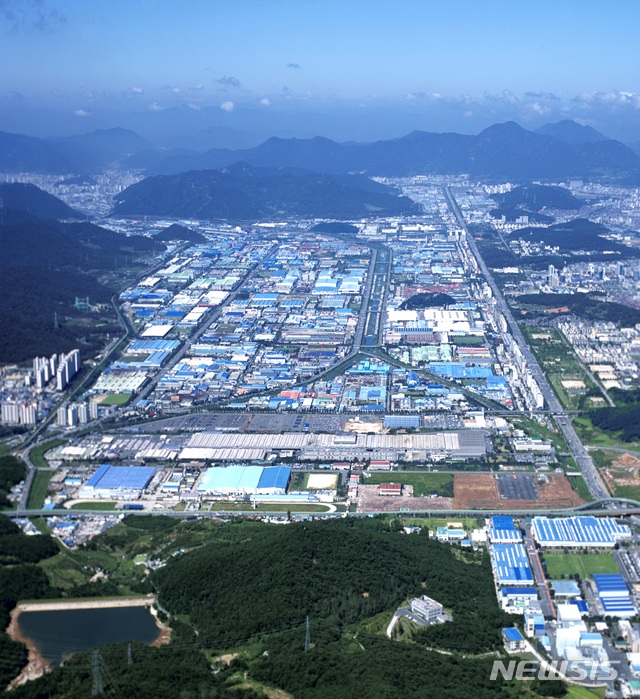 【창원=뉴시스】 홍정명 기자 = 경남 창원국가산업단지 전경.2018.07.17.(사진=한국산업단지공단 경남지역본부 제공) photo@newsis.com