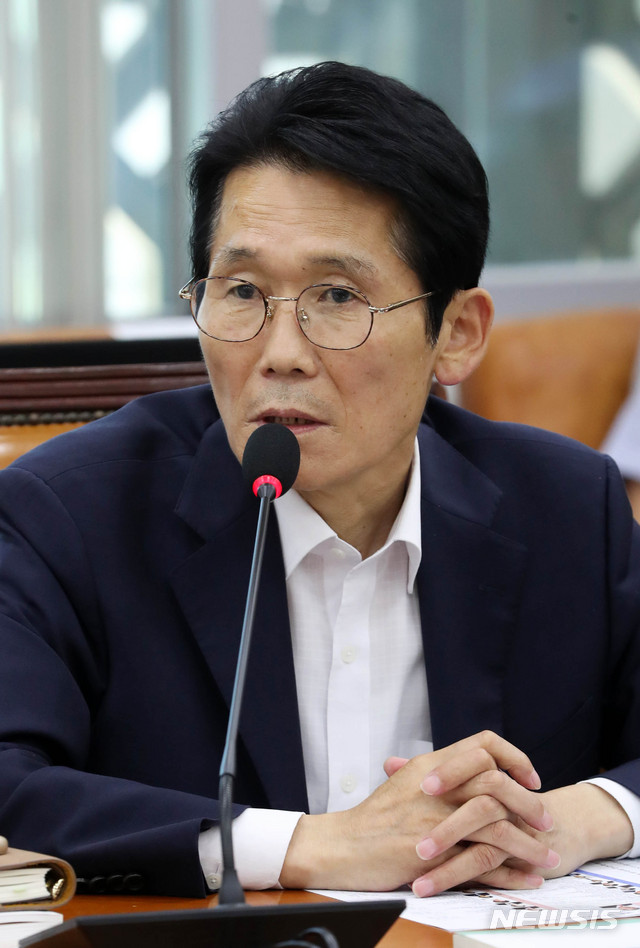 【서울=뉴시스】홍효식 기자 = 윤소하 정의당 의원. 2018.07.18. yesphoto@newsis.com