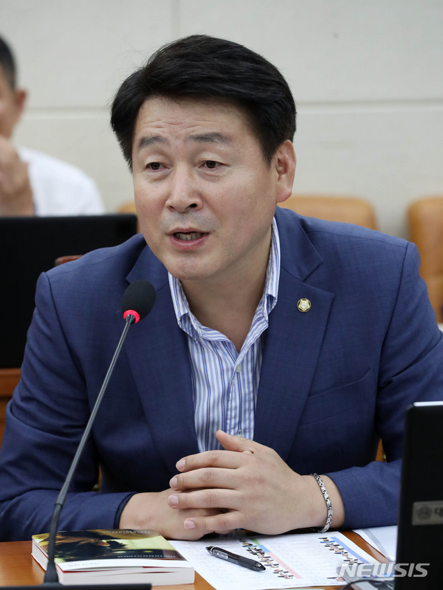 【서울=뉴시스】홍효식 기자 = 국회 보건복지위원회 소속 기동민 더불어민주당. 2018.07.18. yesphoto@newsis.com