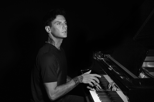 막심, 축구보다 먼저 피아노로 한국에 크로아티아 알린 스타 