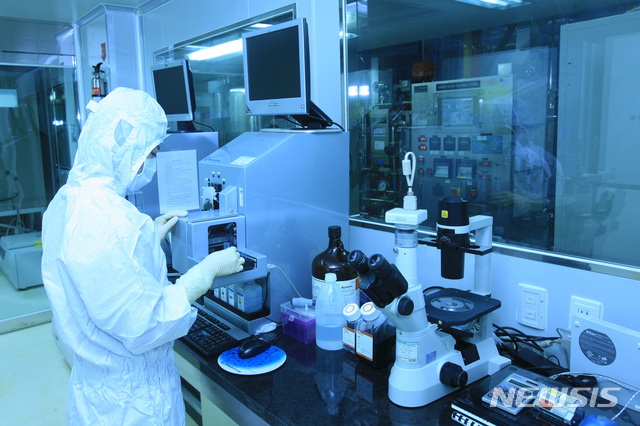 치매치료제 전세계 4개뿐...국내 업체들 개발 활발