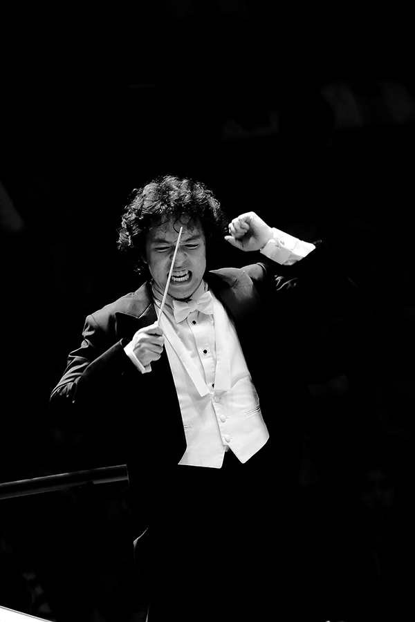 백윤학, 일상에 녹아든 '사회음악' 꿈꾸며···서울대 공대 출신 지휘자