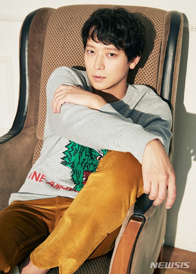 강동원, 인간늑대 되다···'숨은감정찾기'는 관객들 몫