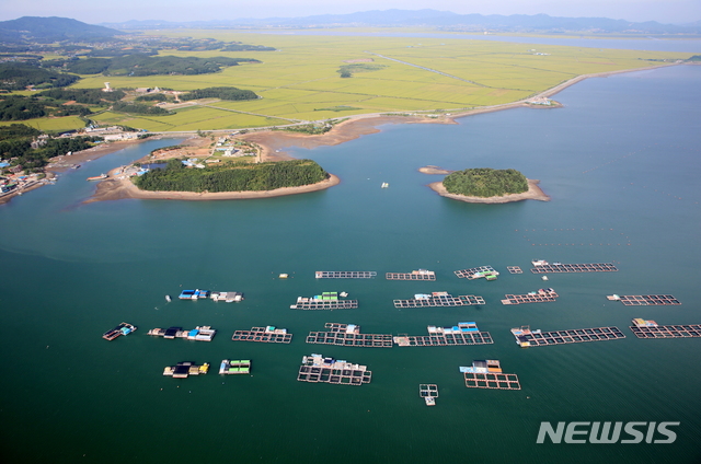 [홍성=뉴시스] 충남 천수만 가두리양식장 모습. (사진=뉴시스 DB). photo@newsis.com
