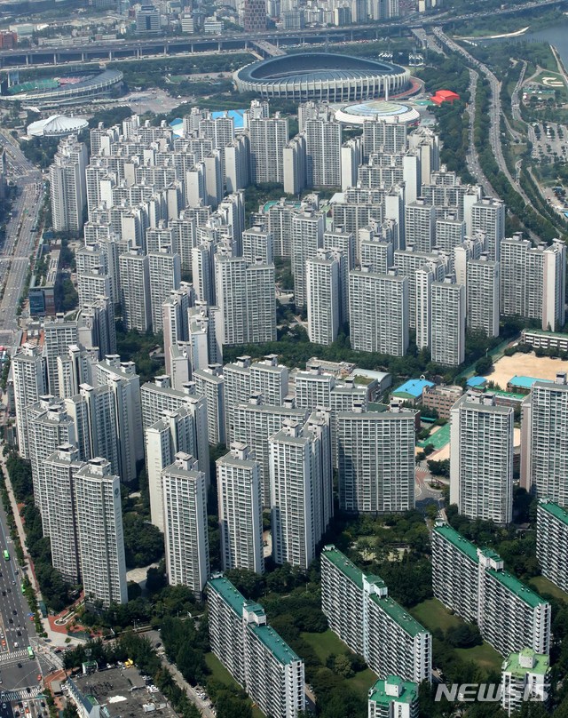 정부 규제 비웃는 집값 상승…참여정부 '데자뷔'?