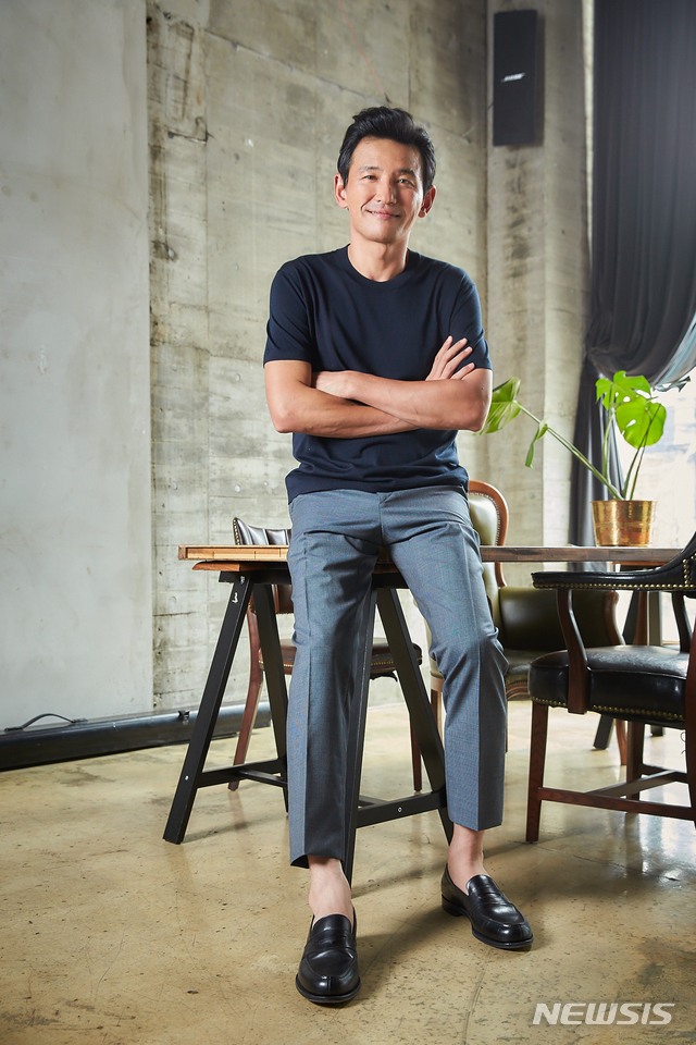 황정민 "구강액션, 셰익스피어 연극같았다"···北잠입 흑금성