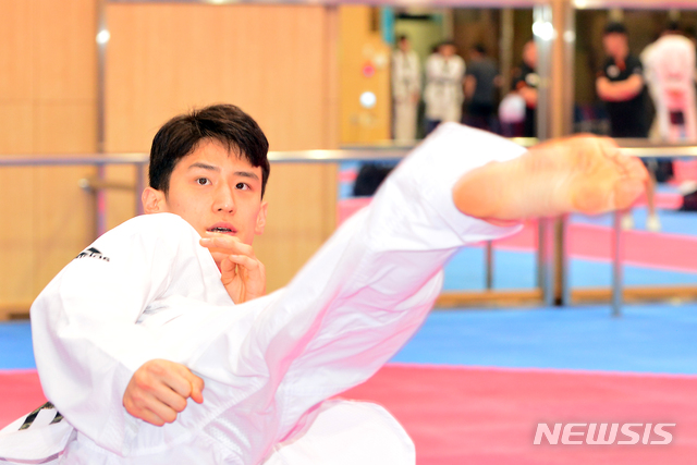 태권도 이대훈, 아시안게임 3연속 金 작전은 "공격적 플레이"