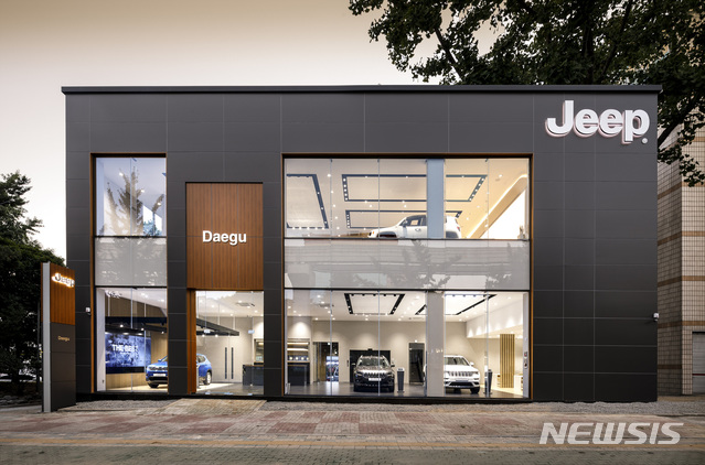 [수입車단신]벤츠, '드림카 인 캐리비안 베이' 행사 진행&nbsp; 外 