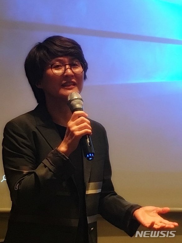 【서울=뉴시스】 박현주 미술전문기자 = 13일 오전 11시 서울 시내 한식당에서 김선정 광주비엔날레 대표이사가 9월7일 개막하는 광주비엔날레 진행과정에 대해 설명하고 있다.