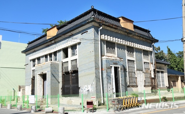 【충주=뉴시스】등록문화재 683호 '구 조선식산은행 충주지점'. (사진=뉴시스 DB) photo@newsis.com