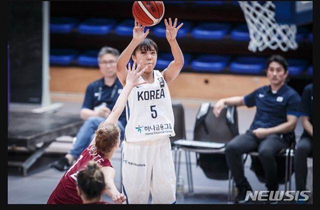 1순위 후보 박지현, 20점으로 U-18 아시아대회 2연승 이끌어