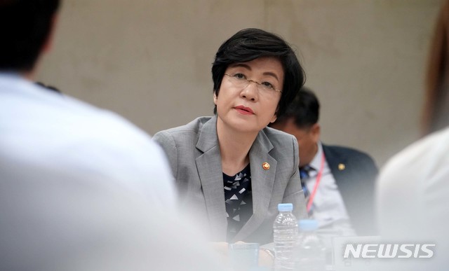 고용부, 내일 사용자 대표와 간담회…최저임금 인상후 처음