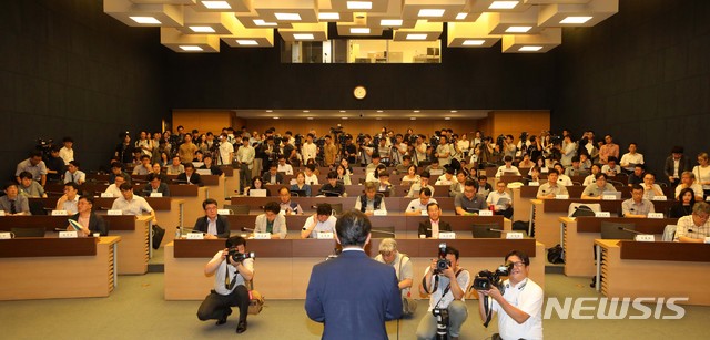 [종합]정부, '국민연금 개편' 16개 지역서 토론회…최대 3200명 선발