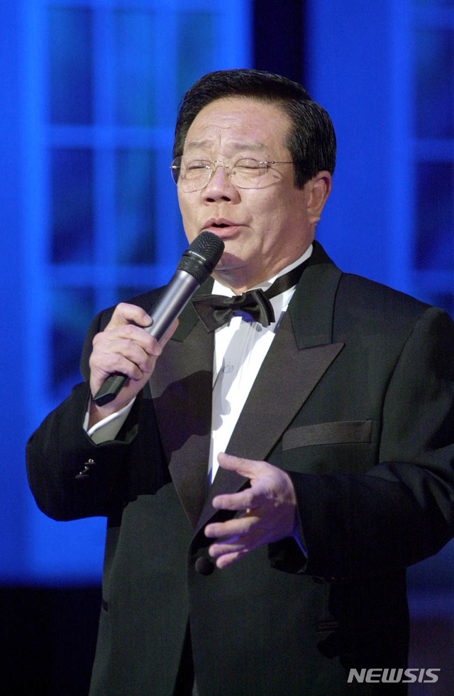 [종합]'하숙생' 가수 최희준 별세, 1960년대 톱스타 