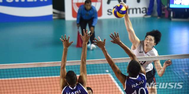 남자배구, 약체 네팔 상대 25:16 25:13 25:14 완승…조 1위 