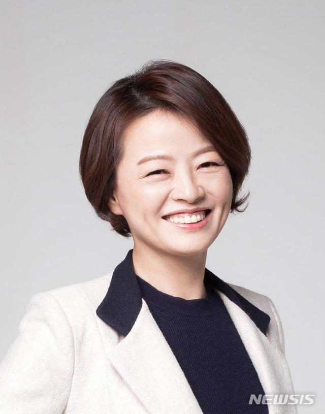 【서울=뉴시스】 진선미 여성가족부 장관 후보자. (자료사진)