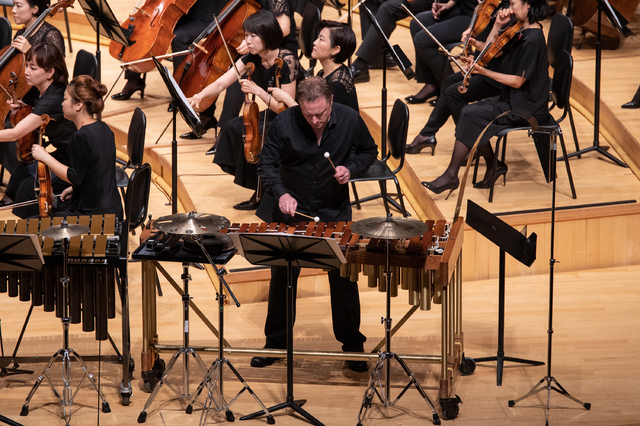 [리뷰]이 또한 음악이려니···'타악기와 오케스트라를 위한-UFO'