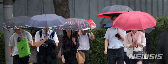 오늘 전국 흐리고 비…산발적인 빗방울