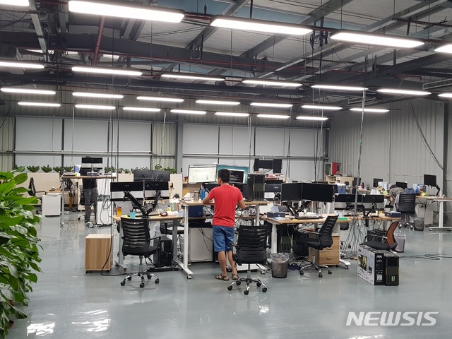 【선전(중국)=뉴시스】오동현 기자 = 중국 선전에 위치한 로보틱스 물류 솔루션 스타트업 '도라봇' 본사의 내부. 2018. 08. 24. odong85@newsis.com