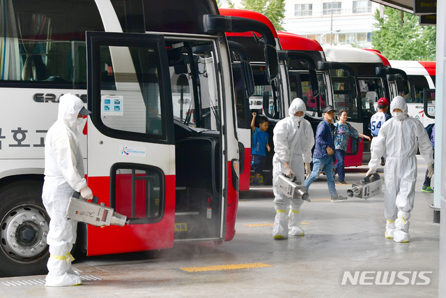 [종합]질본 "외국인 30명·내국인 1명 아직 연락 안돼" 