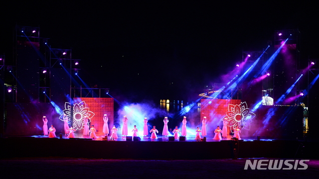 【공주=뉴시스】 지난해 백제문화제 웅진판타지아 공연. (사진=공주시청 제공)