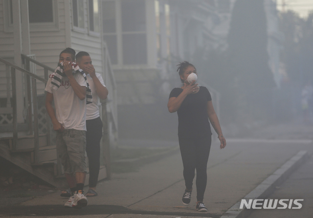 美보스턴 가스폭발로 1명 사망·수십여채 화재…"아마겟돈 방불" 