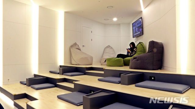 에어부산, 김해국제공항 전용 라운지 오픈