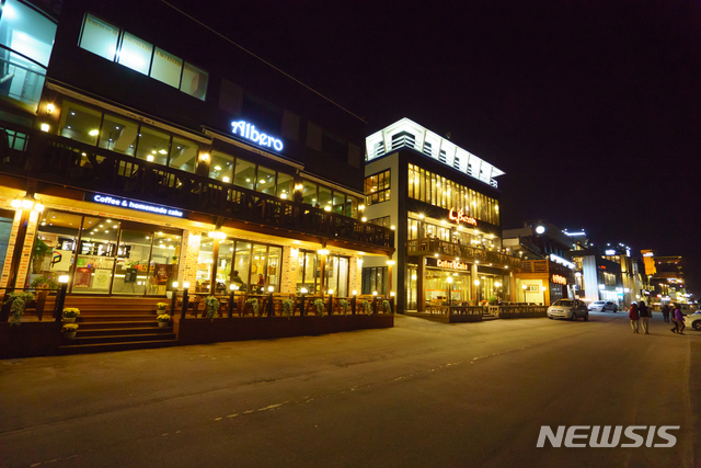 안목해변 '커피거리'