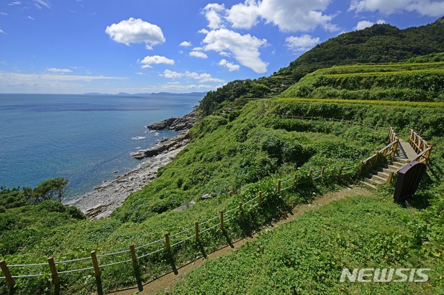 【서울=뉴시스】남해 다랭이길 (제공=해양수산부)
